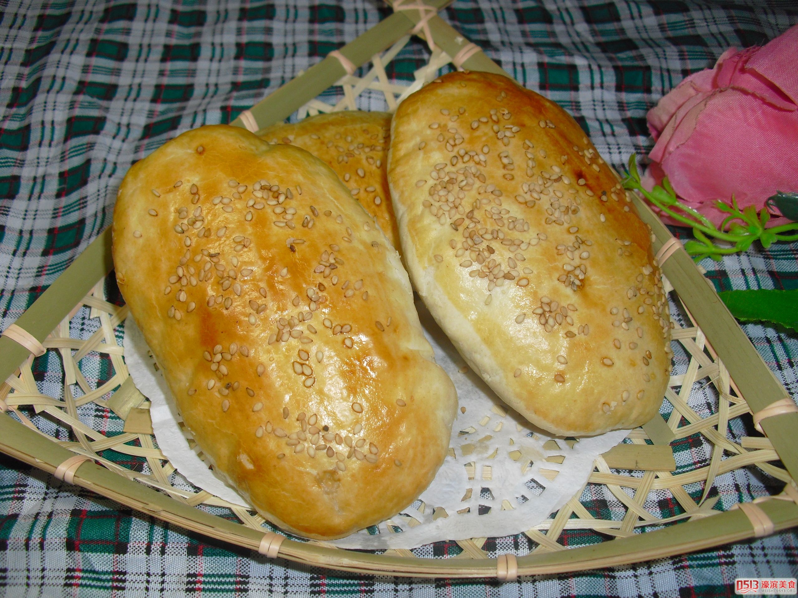 ձ