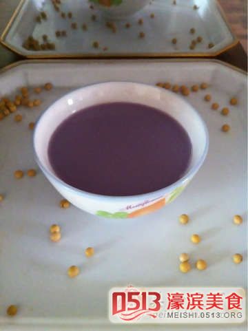 ֭
