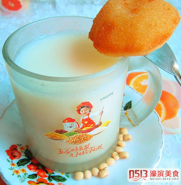 䶹
